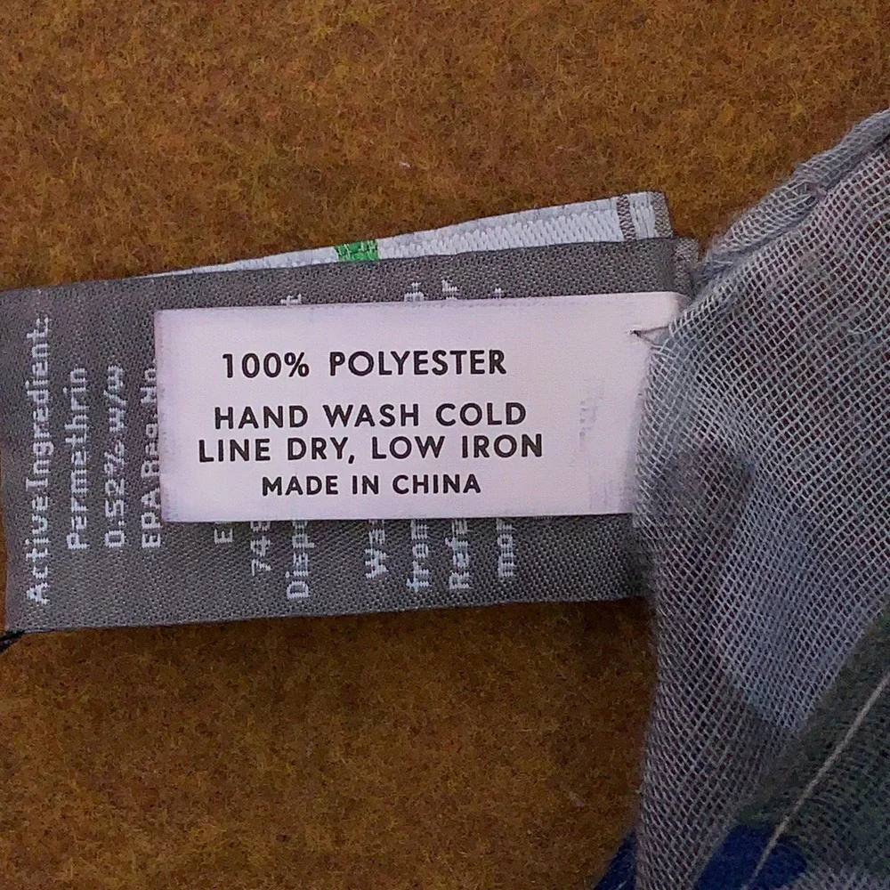 Insect Shield Unisex OS Blue Camo Permethrin Treated Bug Repellent Scarf Wrap
